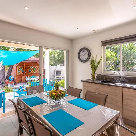 Semesterbostad Marie-jo By Interhome